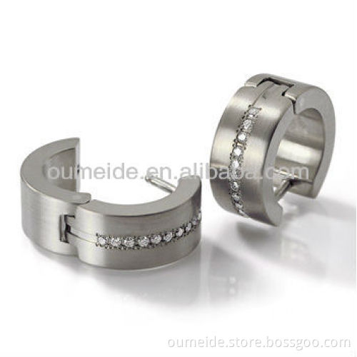 Top JewelryFactory Offer 18k Gold Plated Titanium Earring, Silver Earring and Diamond Earring